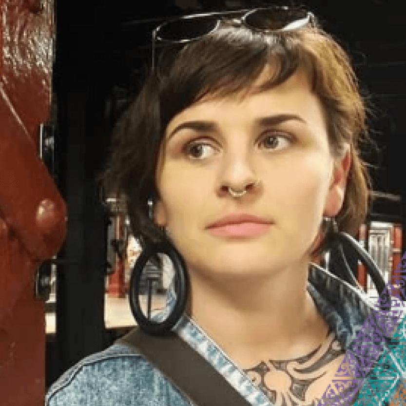 Sian Montgomery-Neutze | Te Reo Toi